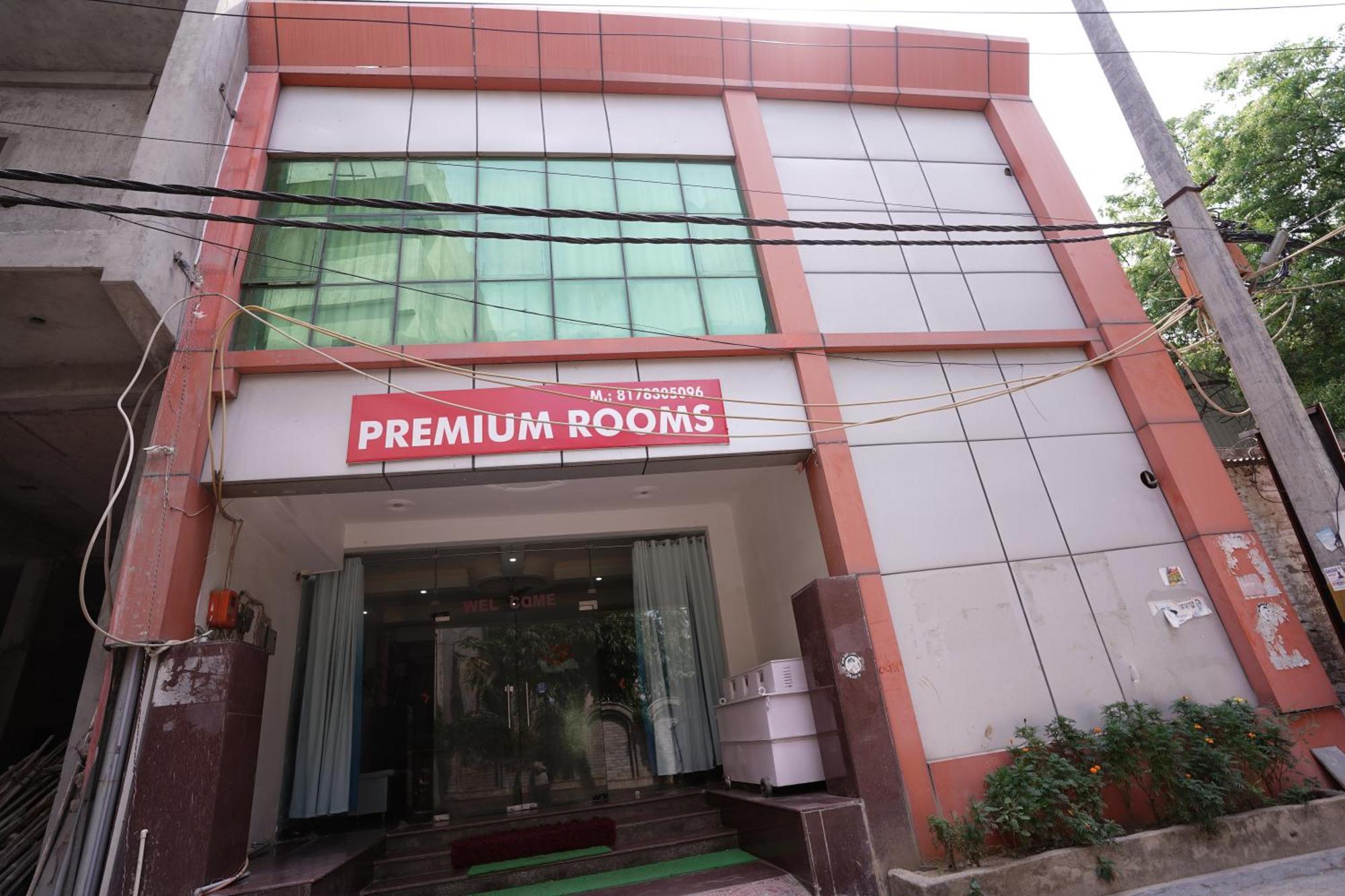 Hotel Lecston @Yashobhoomi Dwarka Sector - 25 Metro Station Delhi  Exterior foto