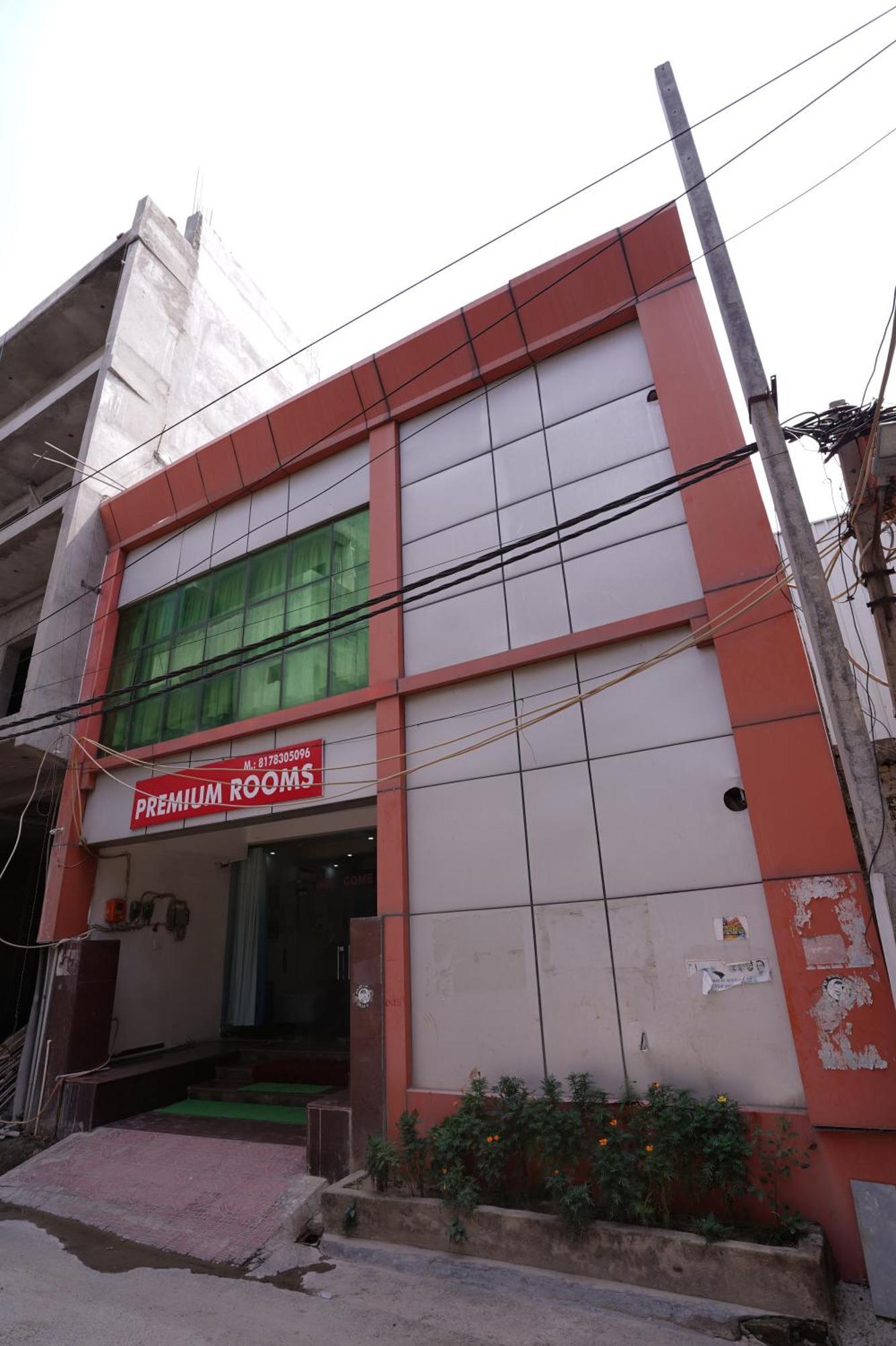 Hotel Lecston @Yashobhoomi Dwarka Sector - 25 Metro Station Delhi  Exterior foto