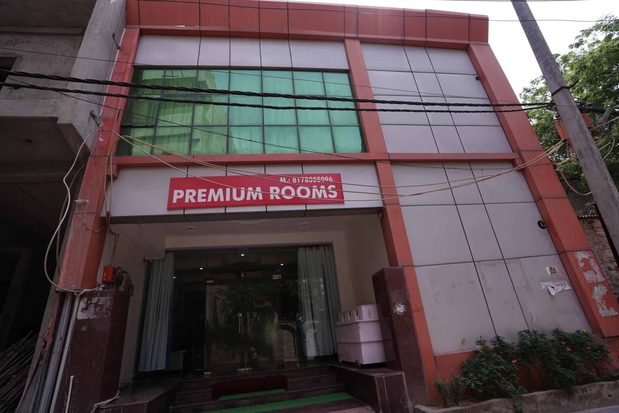 Hotel Lecston @Yashobhoomi Dwarka Sector - 25 Metro Station Delhi  Exterior foto